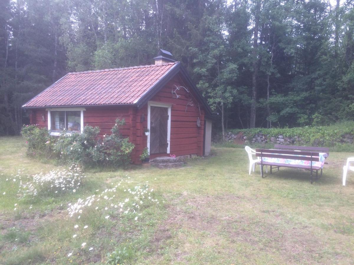 Egen Stuga Med Delat Badrum Bed & Breakfast Norrtalje Exterior photo