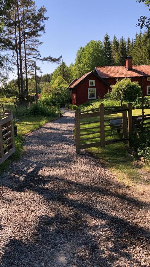 Egen Stuga Med Delat Badrum Bed & Breakfast Norrtalje Exterior photo